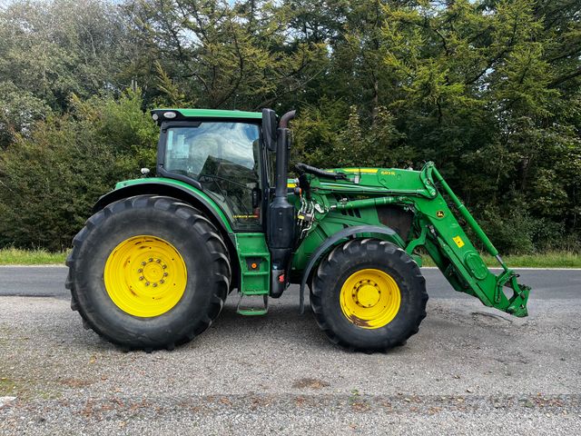 John Deere 6175R