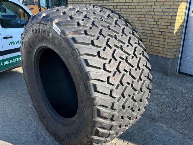 Michelin 800/45R30.5
