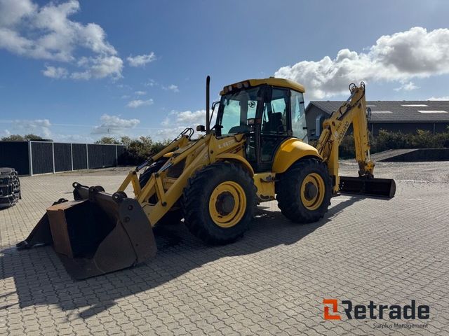 New Holland LB 115 B