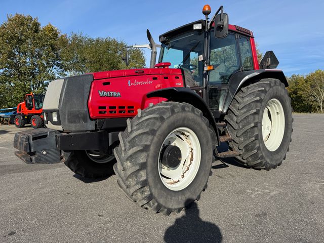 Valtra 8950