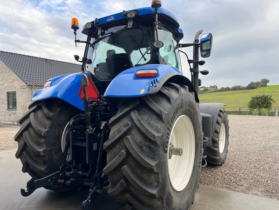 New Holland T7.220 Auto Command Stor 4`er skærm og gps klar - Traktorer - Traktorer 4 wd - 4