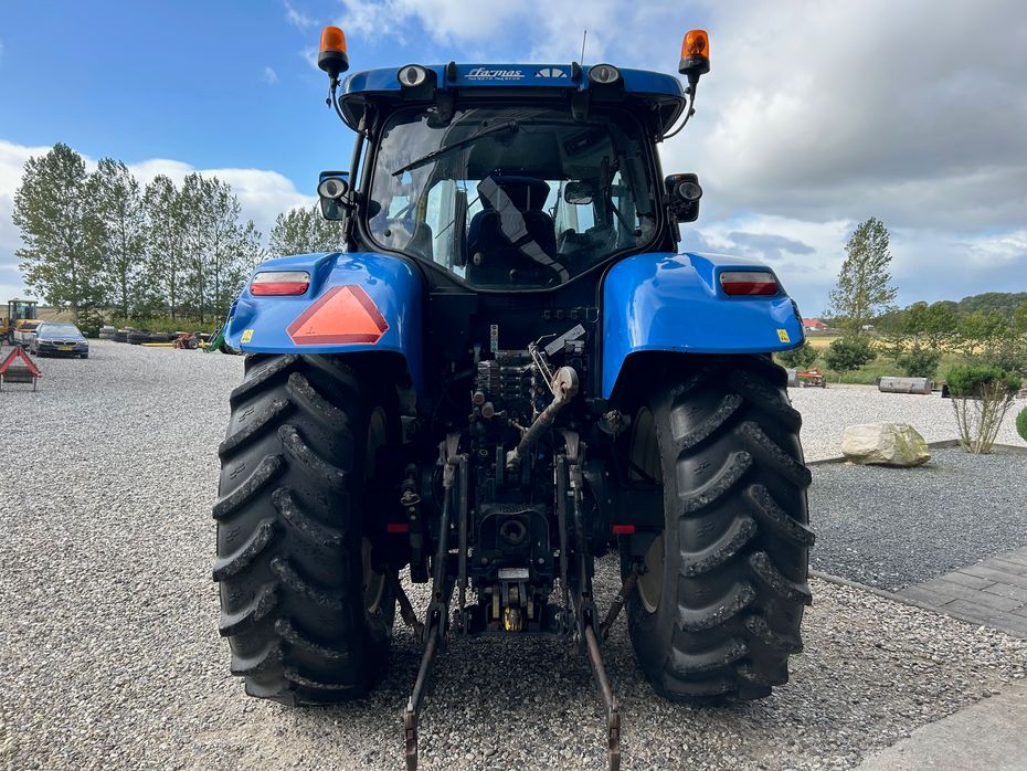 New Holland T7.200 Autocommand - Traktorer - Traktorer 4 wd - 8