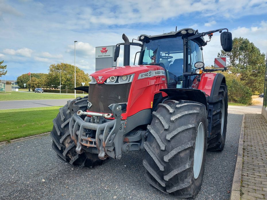 Massey Ferguson 8740S DYNA VT EXCLUSIVE - Traktorer - Traktorer 4 wd - 3
