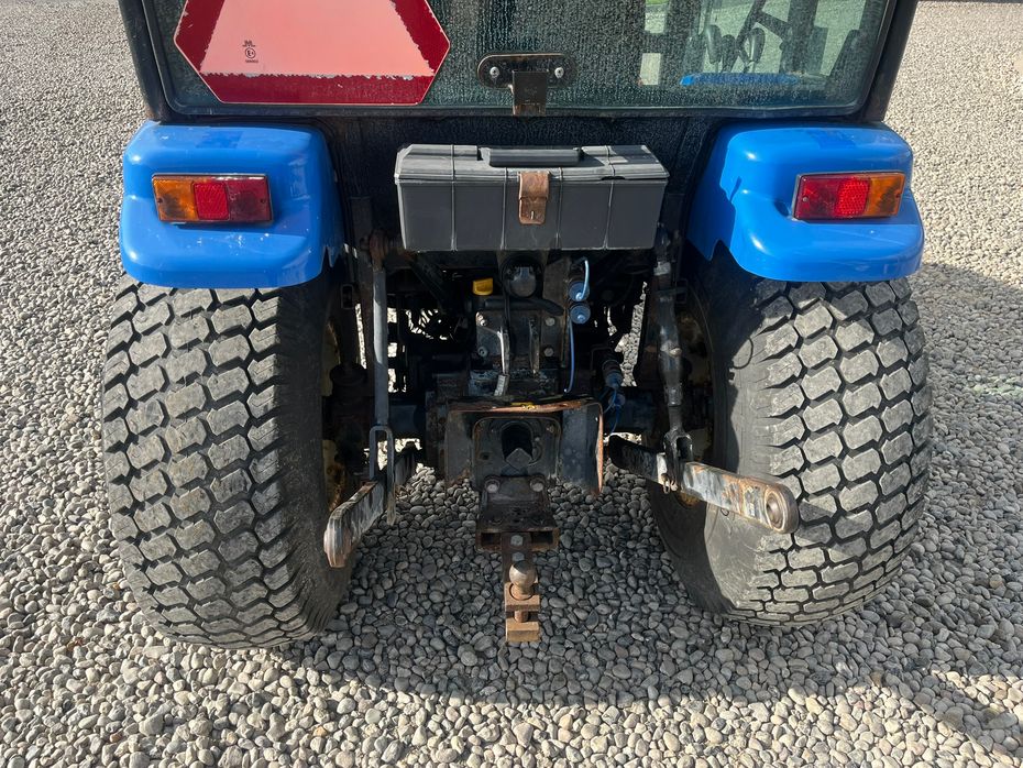 New Holland TC35DA Hydrostat - Traktorer - Traktorer 4 wd - 4