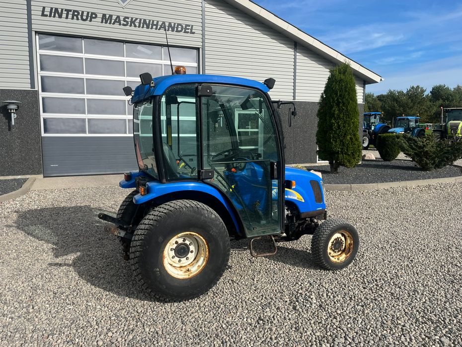 New Holland TC35DA Hydrostat - Traktorer - Traktorer 4 wd - 13