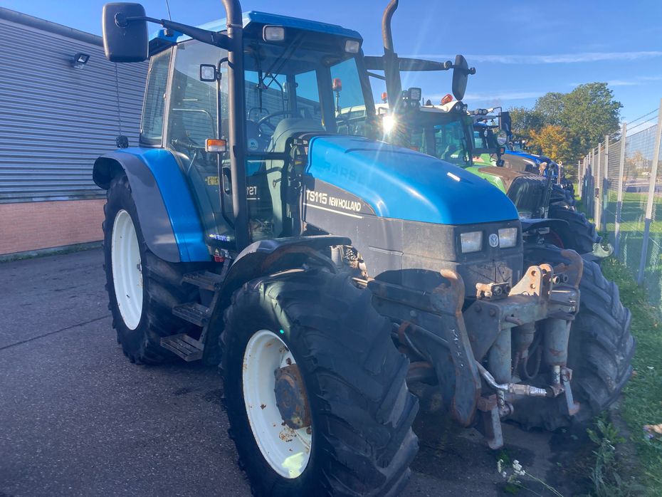 New Holland TS115 - Traktorer - Traktorer 4 wd - 1