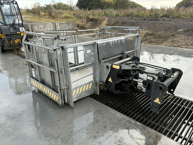 Manitou Mandskabskurv