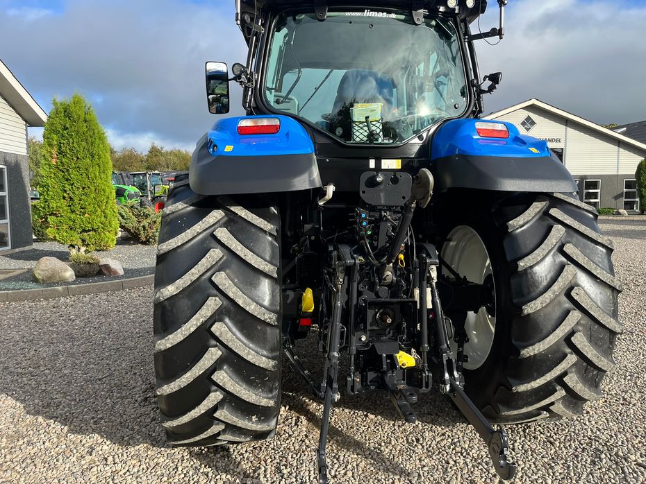 New Holland T7.165S Med frontlæsser - Traktorer - Traktorer 4 wd - 14
