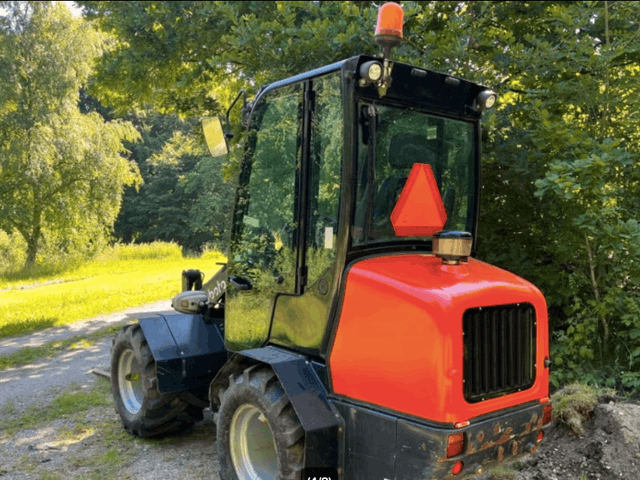 Kubota RT280