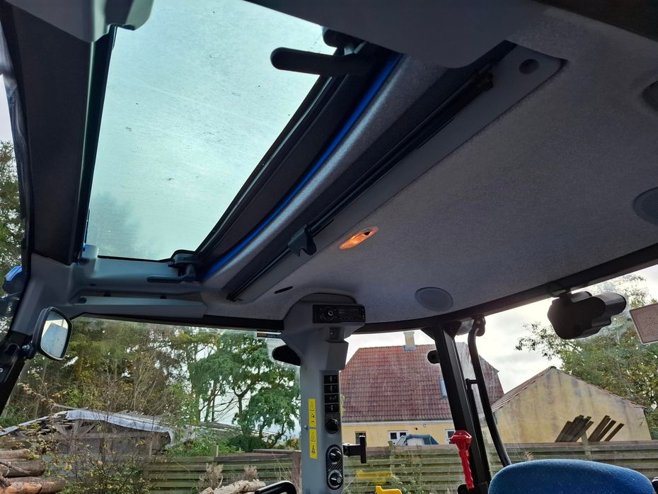 New Holland T5.115 EC - Traktorer - Traktorer 4 wd - 11