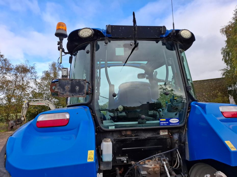 New Holland T5.115 EC - Traktorer - Traktorer 4 wd - 6