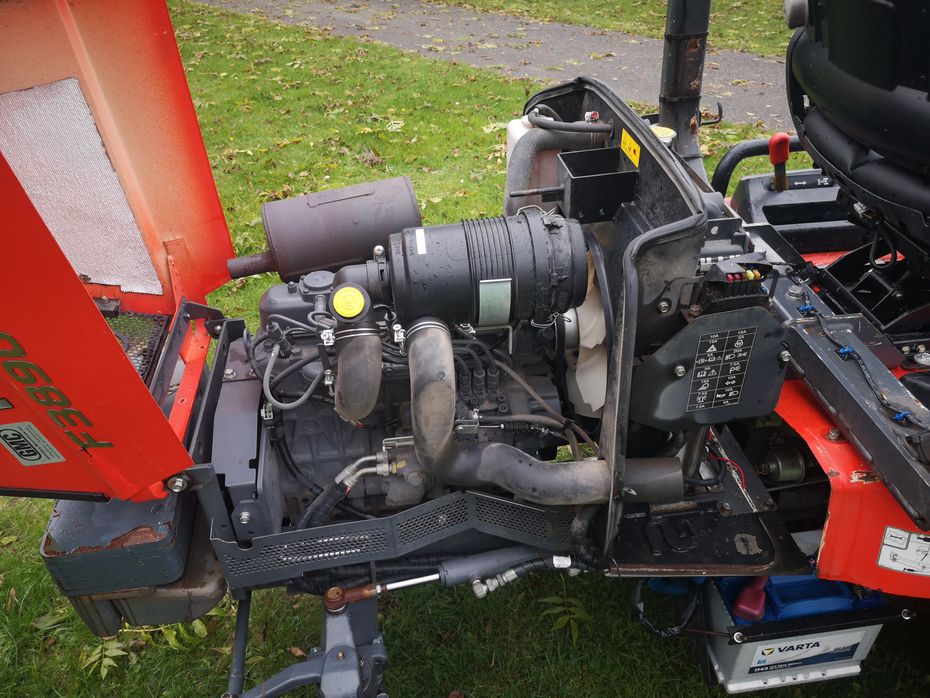Kubota F3890 med Müthing MU-FM 160 slagleklipper - Redskabsbærere - Baghjulsstyret - 7