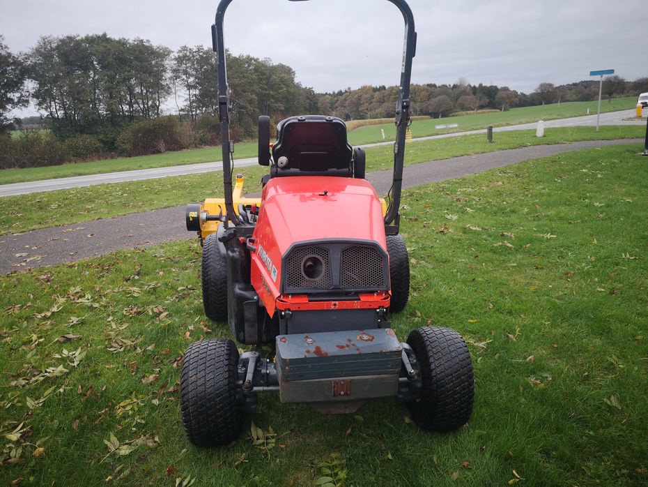 Kubota F3890 med Müthing MU-FM 160 slagleklipper - Redskabsbærere - Baghjulsstyret - 5