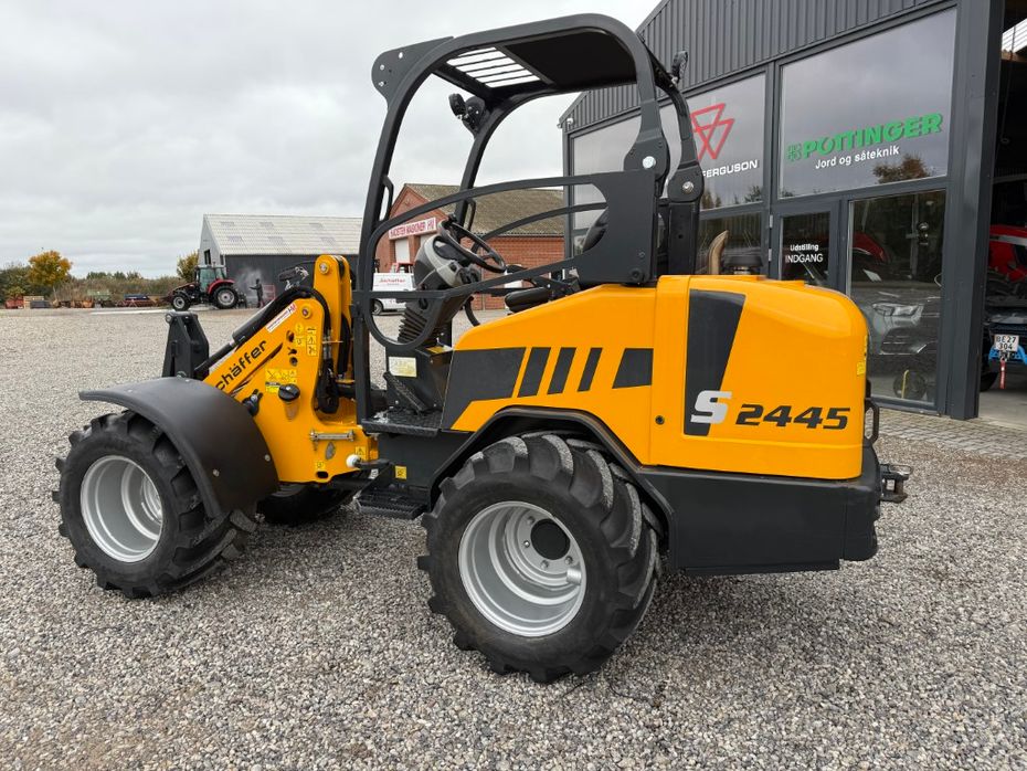 Schäffer 2445S Leasing kr 3.057,- - Læssemaskiner - Minilæssere - 3