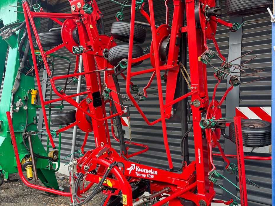 Kverneland 8090 vender-splitter - Hø- og halmhåndtering - River og vendere - 1