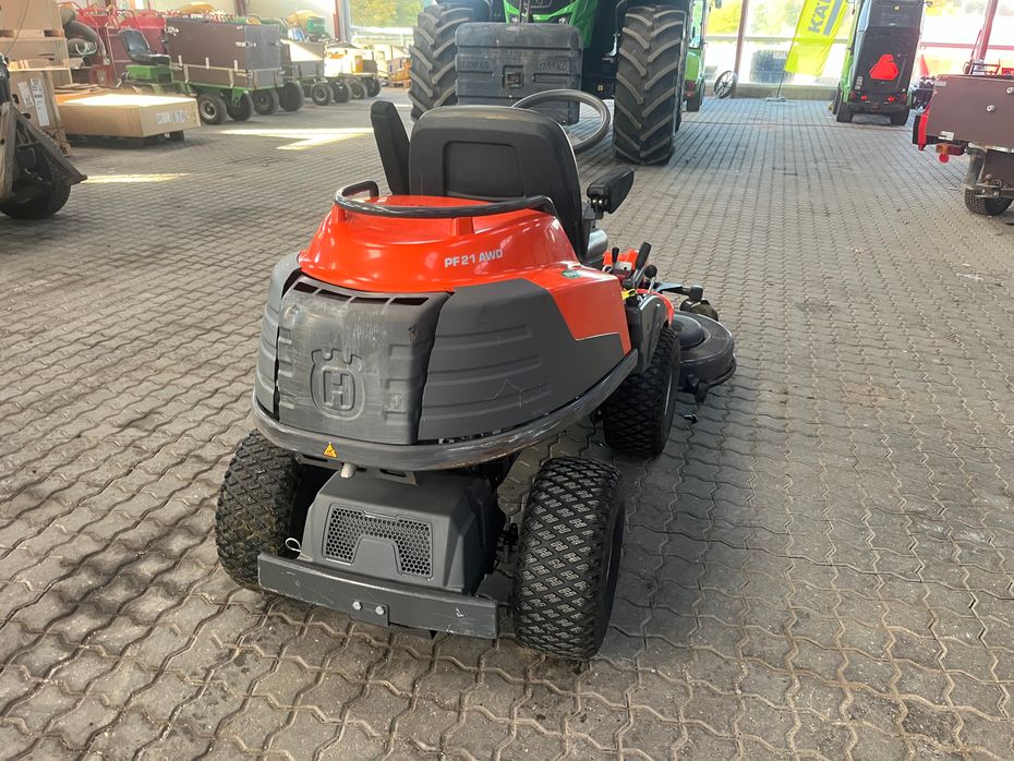 Selvkørende rotorklippere Husqvarna, PF21 AWD Med combi 122