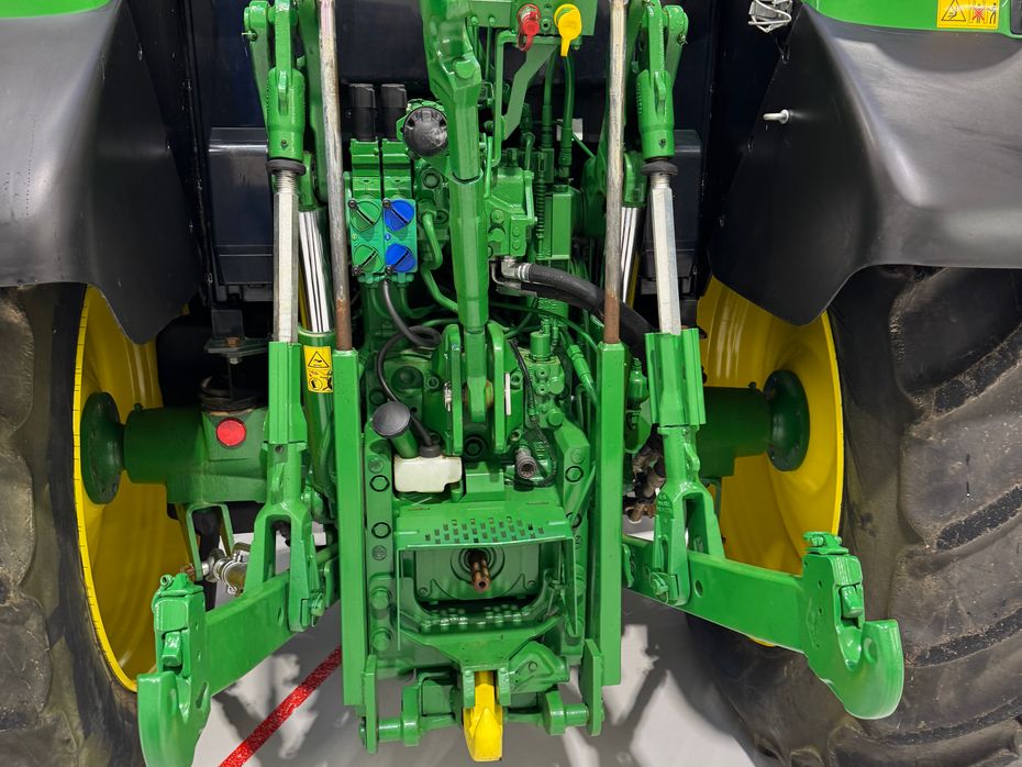 John Deere 6120M KUN 3300 TIMER! - Traktorer - Traktorer 4 wd - 15