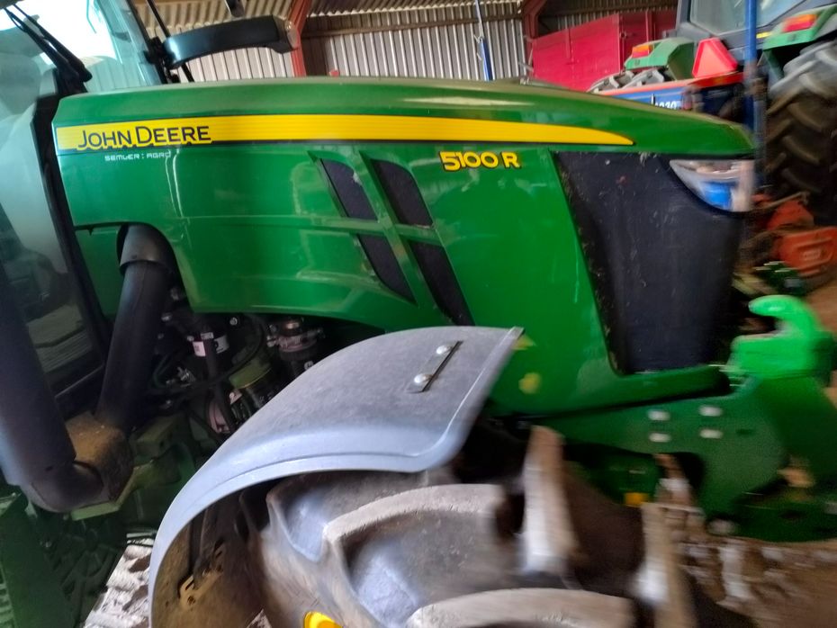 John Deere 5100 R - Traktorer - Traktorer 4 wd - 3