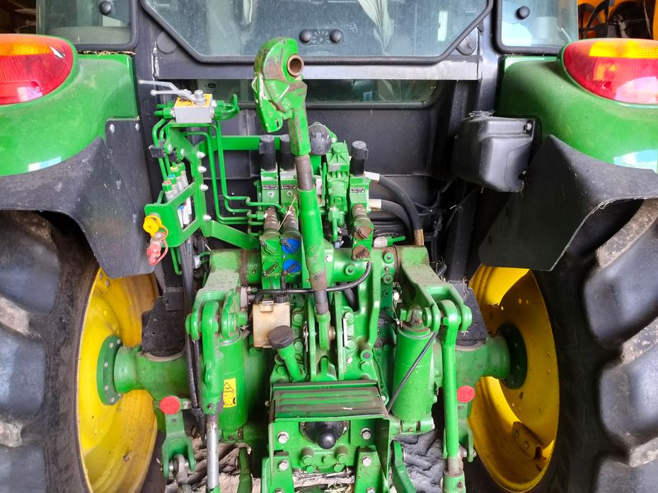 John Deere 5100 R - Traktorer - Traktorer 4 wd - 5