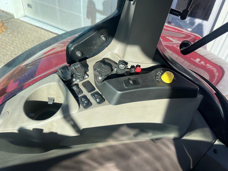 Case IH OPTUM 300 CVXDRIVE Traktor. - Traktorer - Traktorer 4 wd - 14