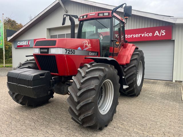 Case IH MAGNUM 7250 PRO