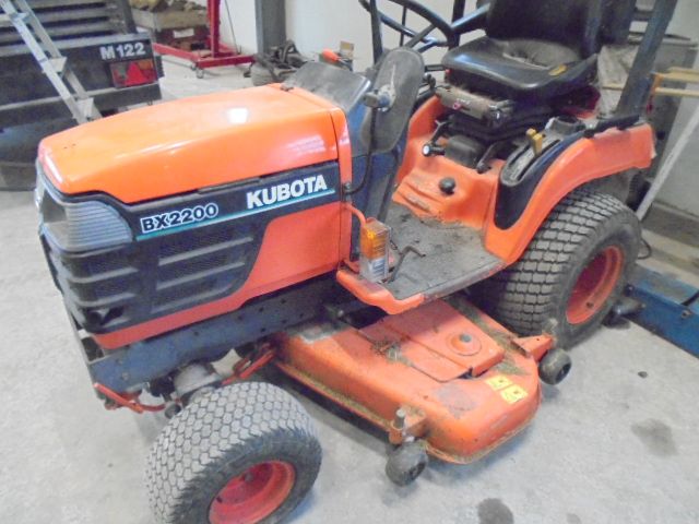 Kubota BX/KX 2200