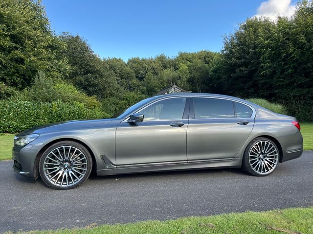 BMW 730
