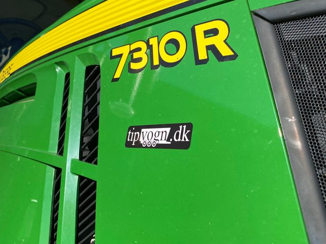 John Deere 7310R