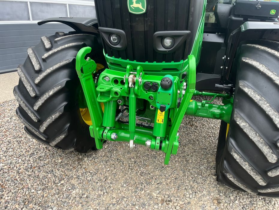 John Deere 6195R Premium Edition med frontlift - Traktorer - Traktorer 4 wd - 4