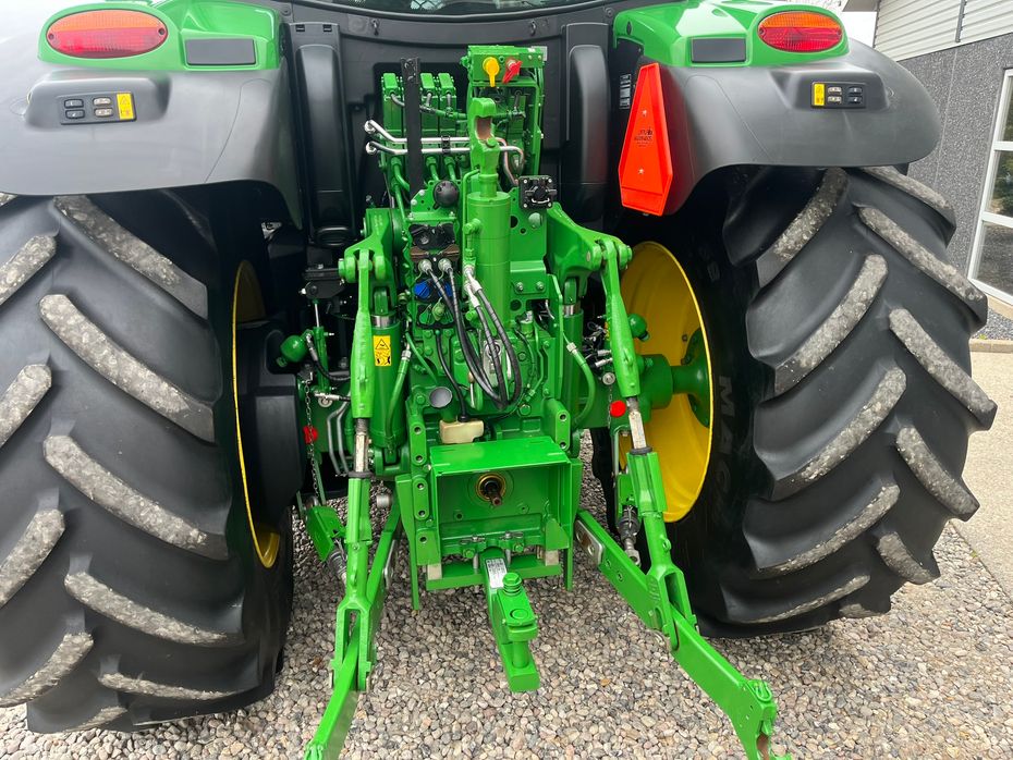 John Deere 6195R Premium Edition med frontlift - Traktorer - Traktorer 4 wd - 5