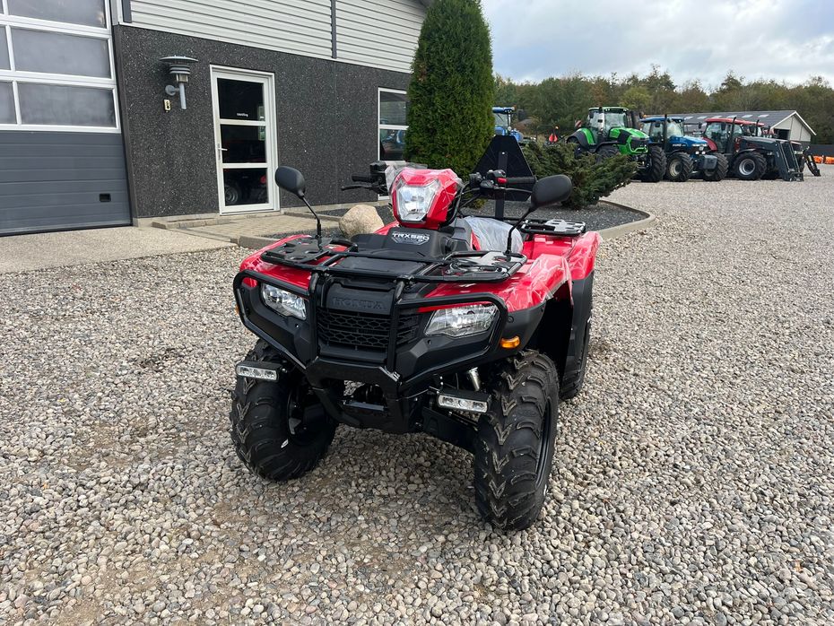 Honda TRX 520 FE Traktor STORT LAGER AF HONDA  ATV. Vi hjælper gerne med at levere den til dig, og bytter gerne. KØB-SALG-BYTTE se mere på www.limas.dk - ATV - 3