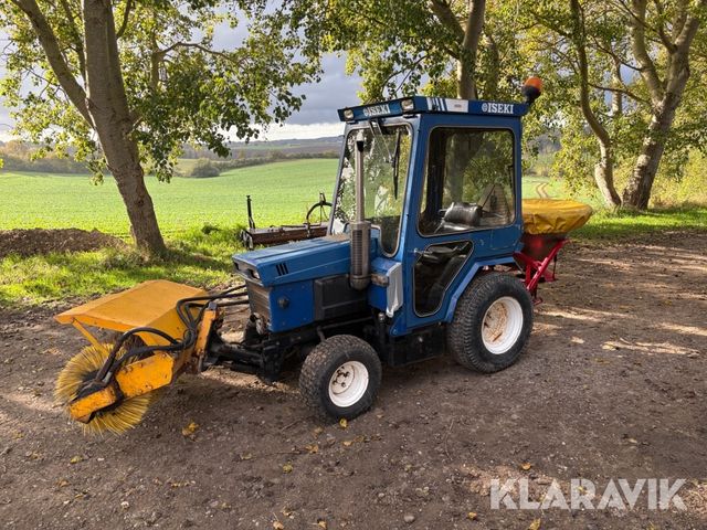 Iseki TX2160 med kost og saltspreder