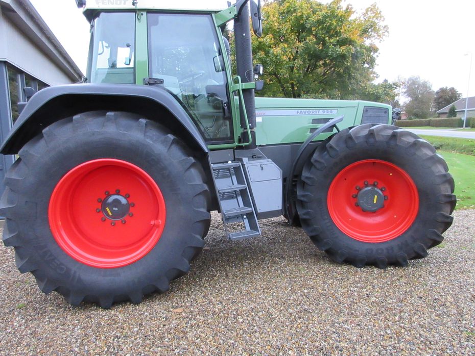 Fendt 926 Favorit Vario - Traktorer - Traktorer 4 wd - 6