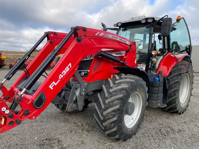 Massey Ferguson 7718S Dyna 6 Efficient