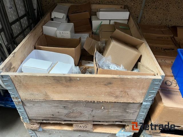 Værkstedsudstyr Lot med DIV. Toppe 3/4 Del 1/4 toppe