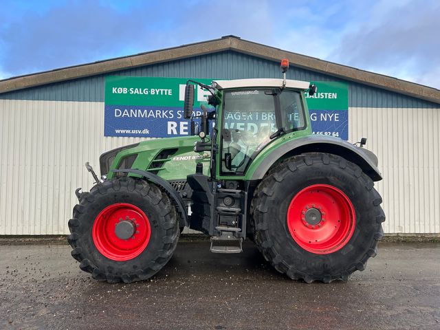 Fendt 828 Vario SCR Profi Plus 