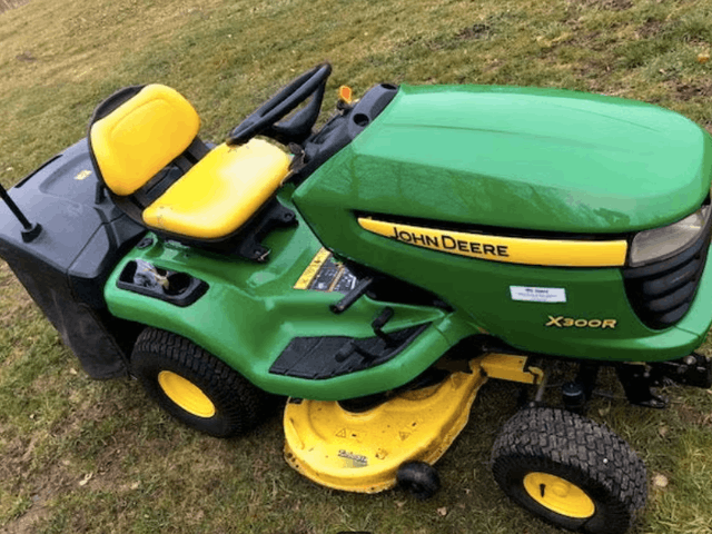 John Deere X300R