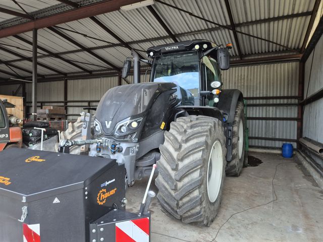 Valtra S394