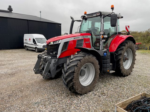 Massey Ferguson 7S.155