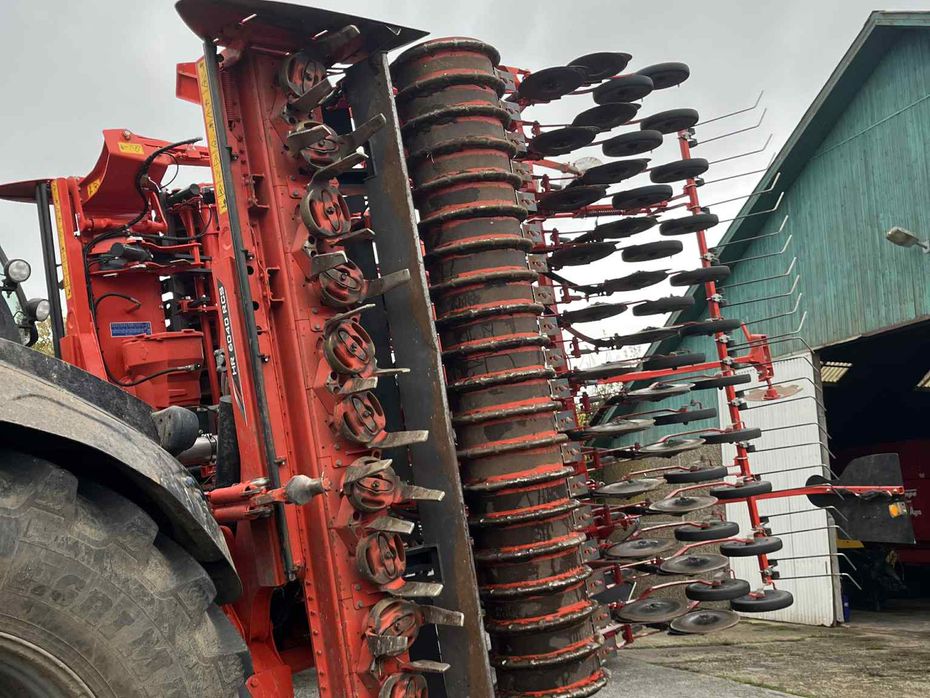 Kuhn HR6040 med såmaskine  Med dobbelt kammer fronttank  TF2300 - Såmaskiner - Alm. såmaskiner - 3