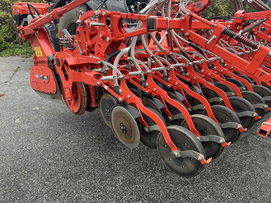 Kuhn HR6040 med såmaskine  Med dobbelt kammer fronttank  TF2300 - Såmaskiner - Alm. såmaskiner - 5
