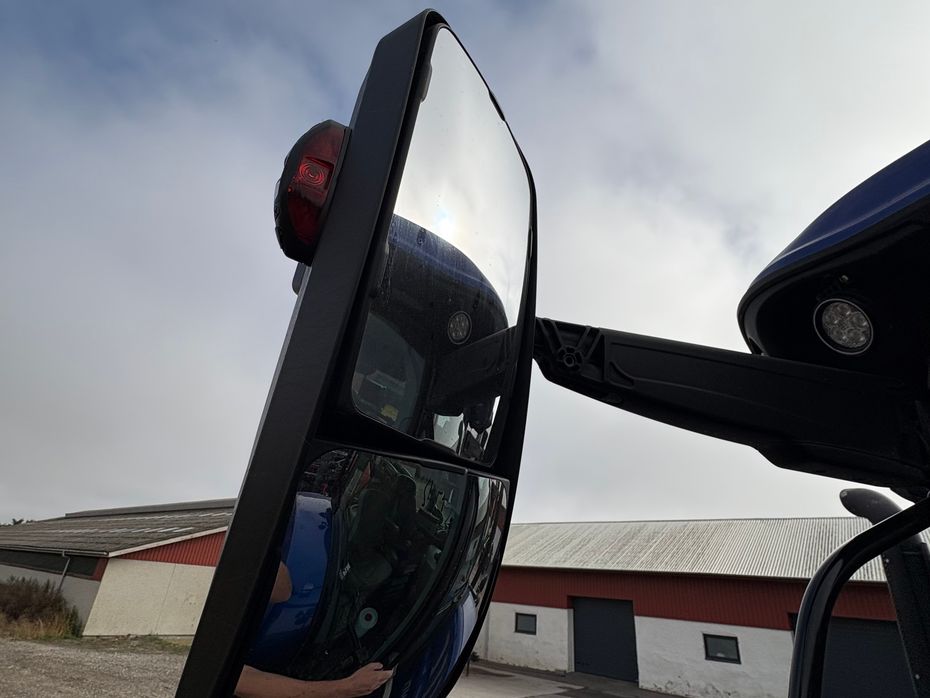 New Holland T7.270 AC BLUEPOWER Med RTK GPS - Traktorer - Traktorer 4 wd - 10