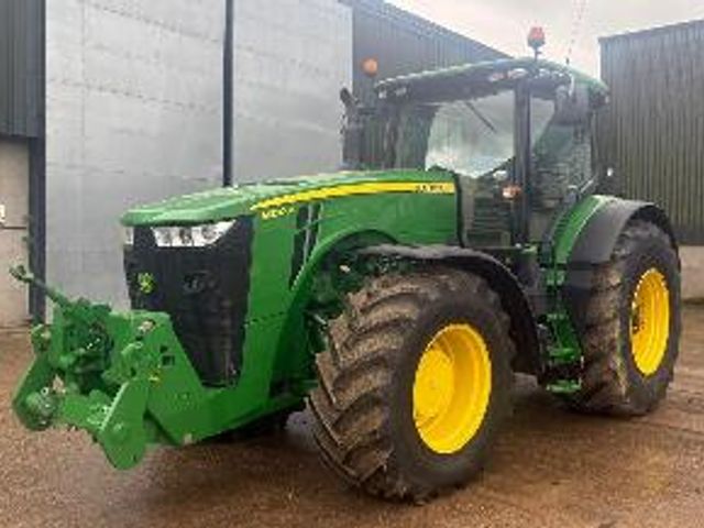 John Deere 8370R