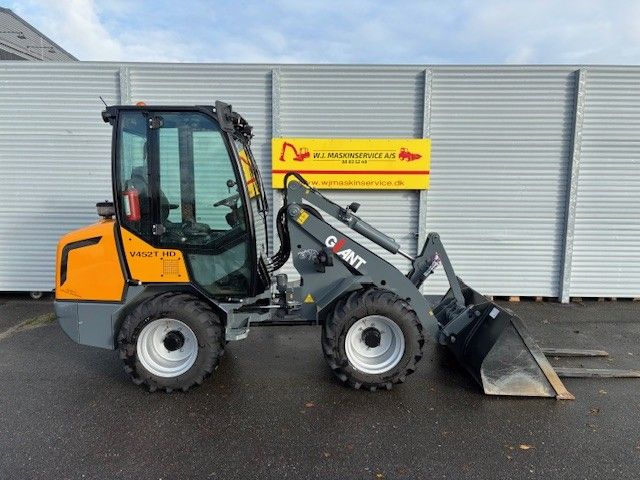 Giant v452HD    står som ny kun 250 timer