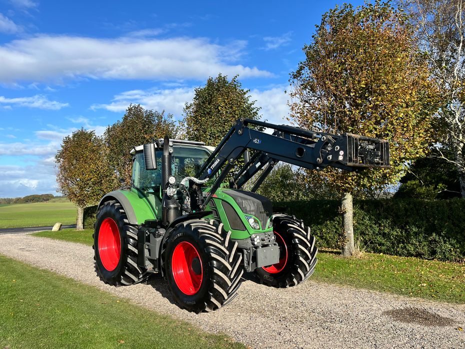 Fendt 718 Vario  KUN 6027 TIMER + TRIMA 5.1 - Traktorer - Traktorer 4 wd - 1
