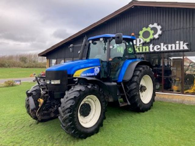 New Holland TM190
