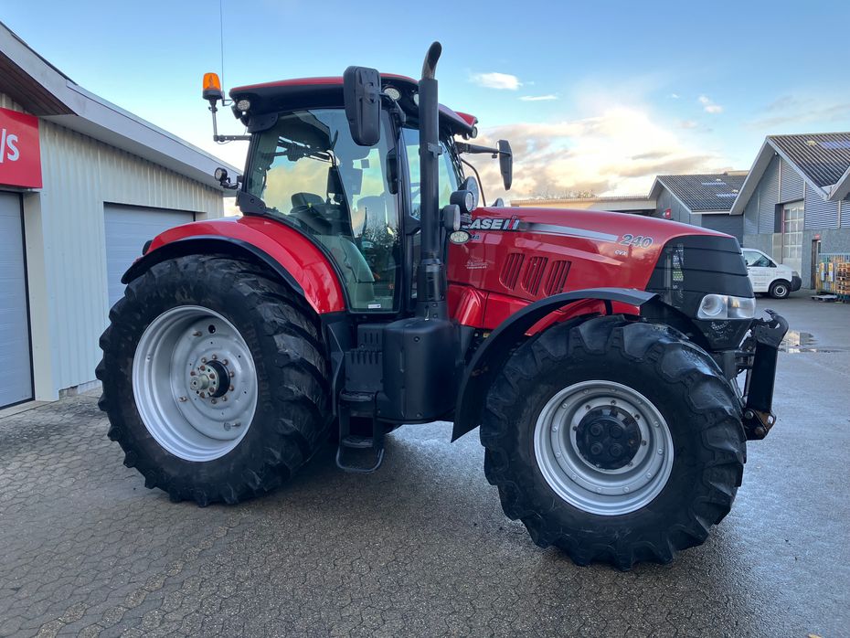 Case IH Puma 240 CVX  Traktor. - Traktorer - Traktorer 4 wd - 8