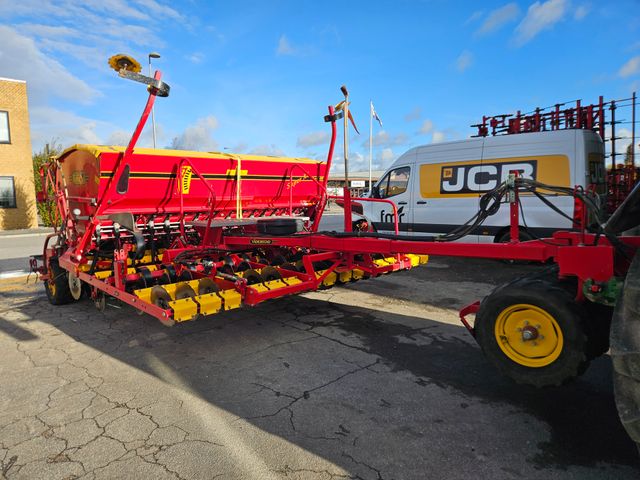 Vaderstad Rapid 400