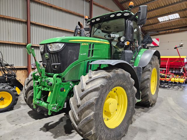 John Deere 6250R