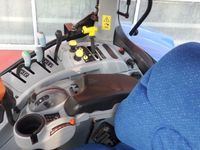 New Holland T7.220 PC CLASSIC - Traktorer - Traktorer 4 wd - 6